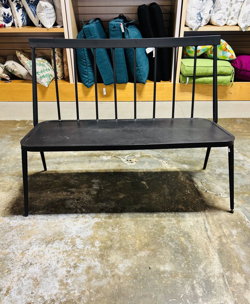 Metal Threshold Streamlined Bench