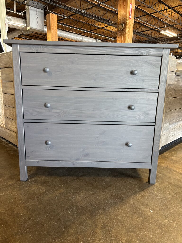 Hemnes 3 Drawer Dresser 42.5 X 19.75 X 37.5