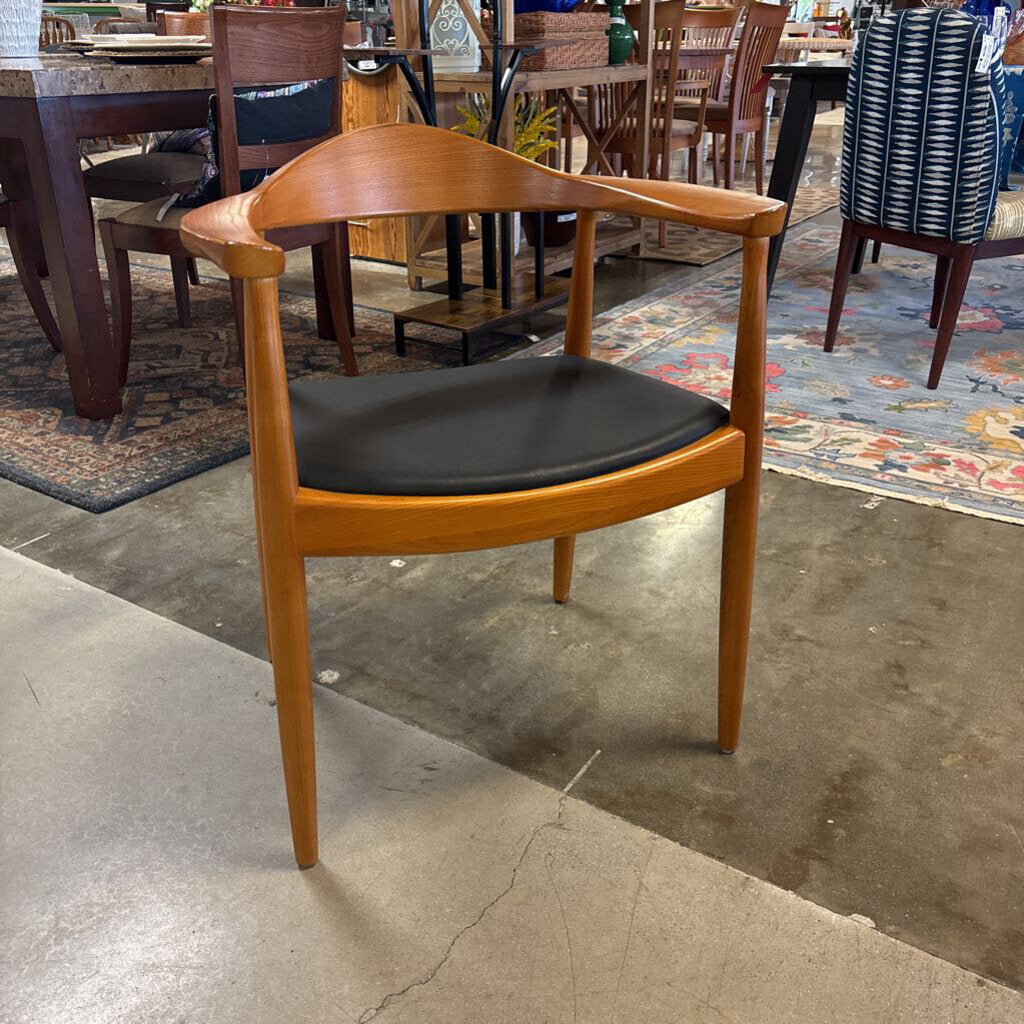 MCM Presidential Arm Chair