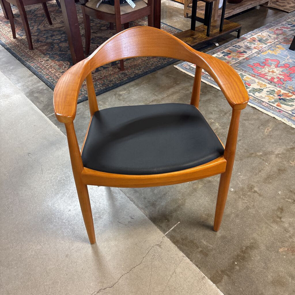 MCM Presidential Arm Chair