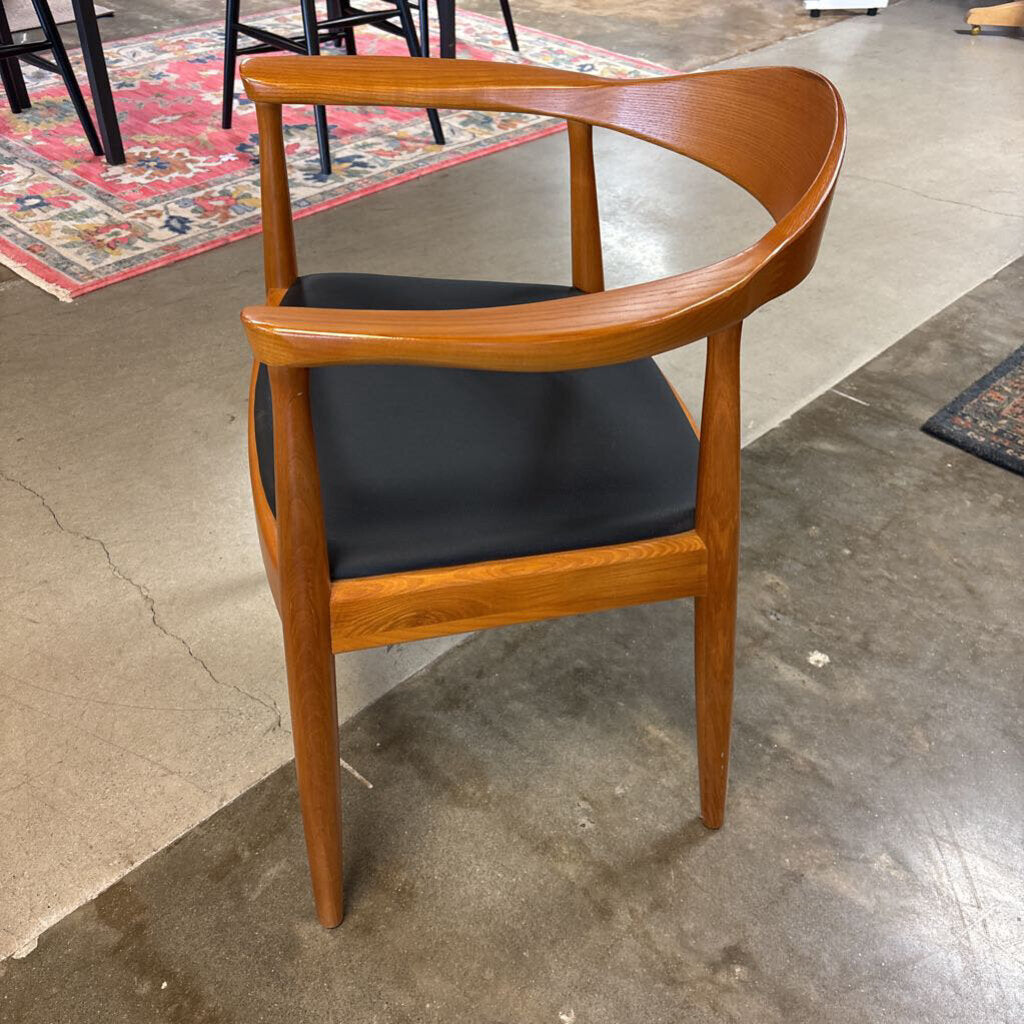 MCM Presidential Arm Chair