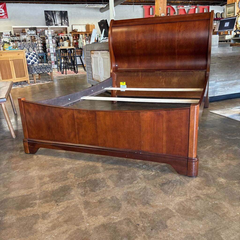 Full Sleigh Bed