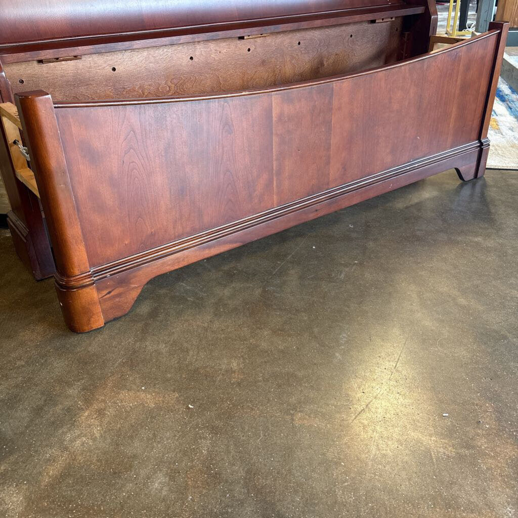 Full Sleigh Bed