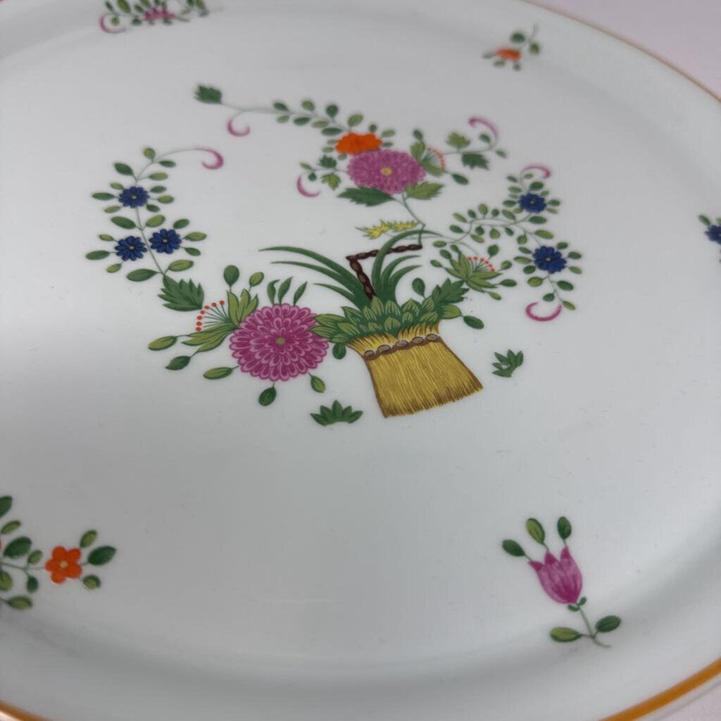 1970 Limoges Footed Cake Pan