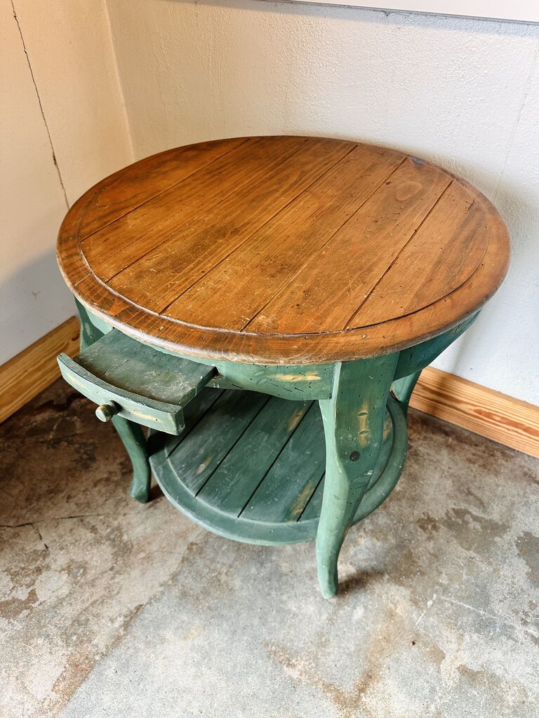 Vintage Round Wood Side Table 27.25"R 27"H