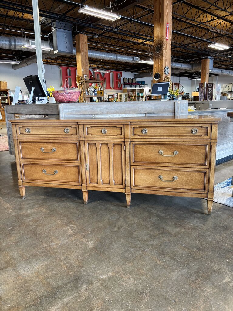 MCM Dresser 75 X 20 X 32