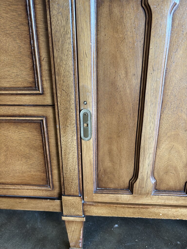 MCM Dresser 75 X 20 X 32