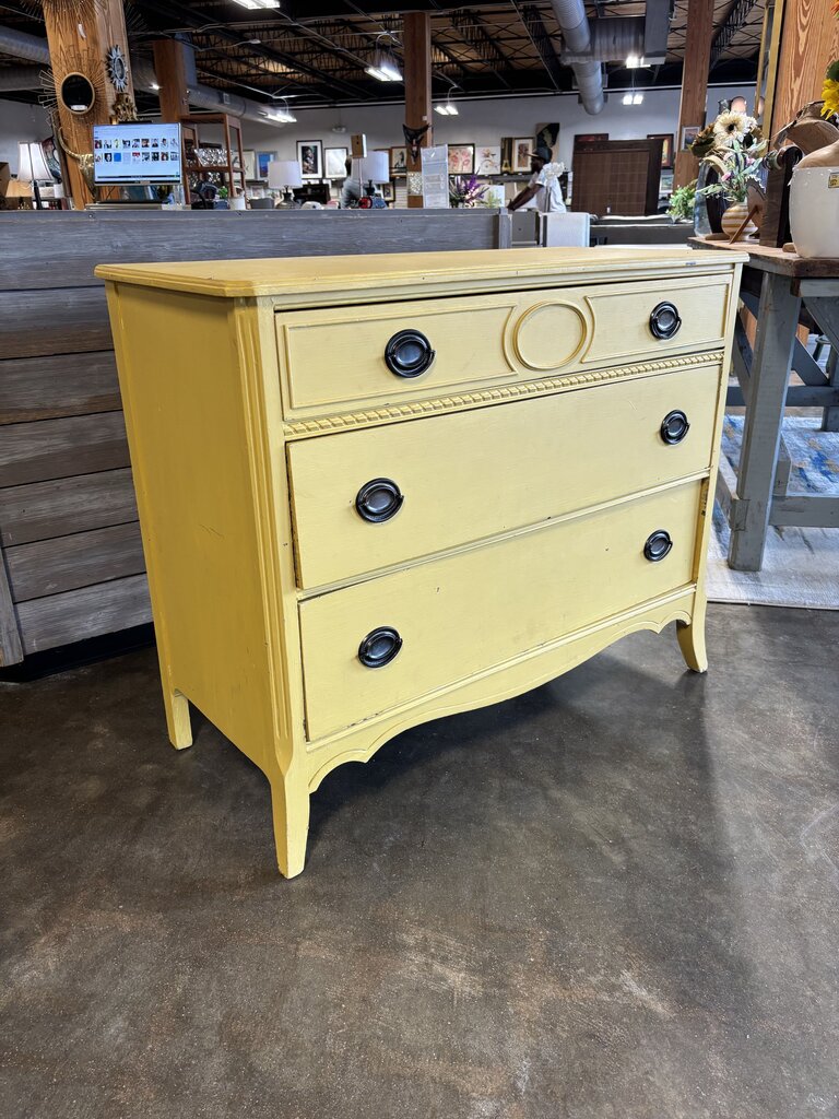 Vintage 3 Drawer Dresser 42 X 19 X 35