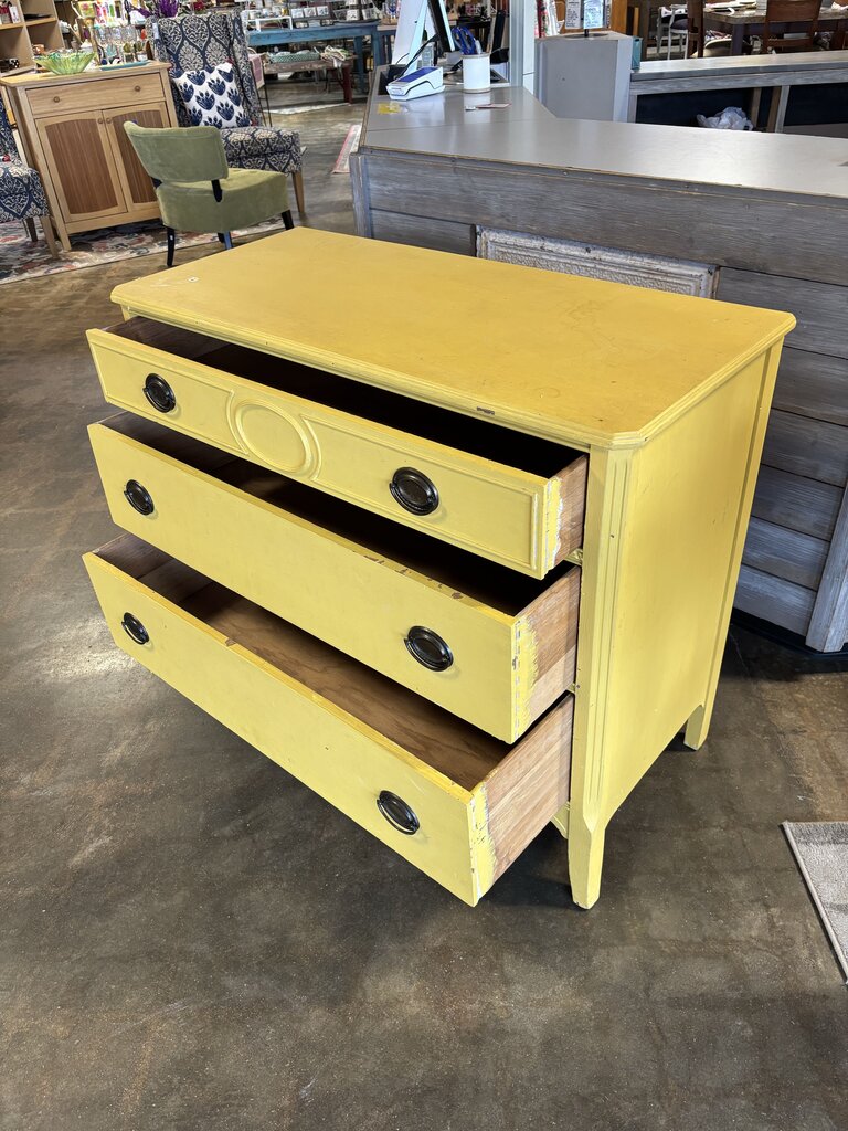 Vintage 3 Drawer Dresser 42 X 19 X 35