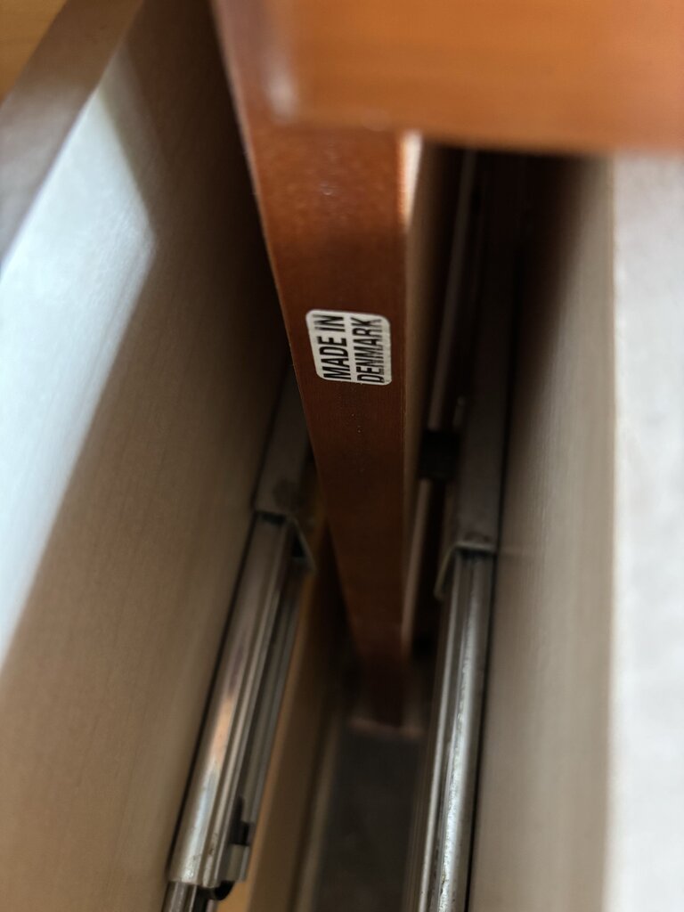 Heavy 8 Drawer Dresser 63 X 21.75 X 36.5