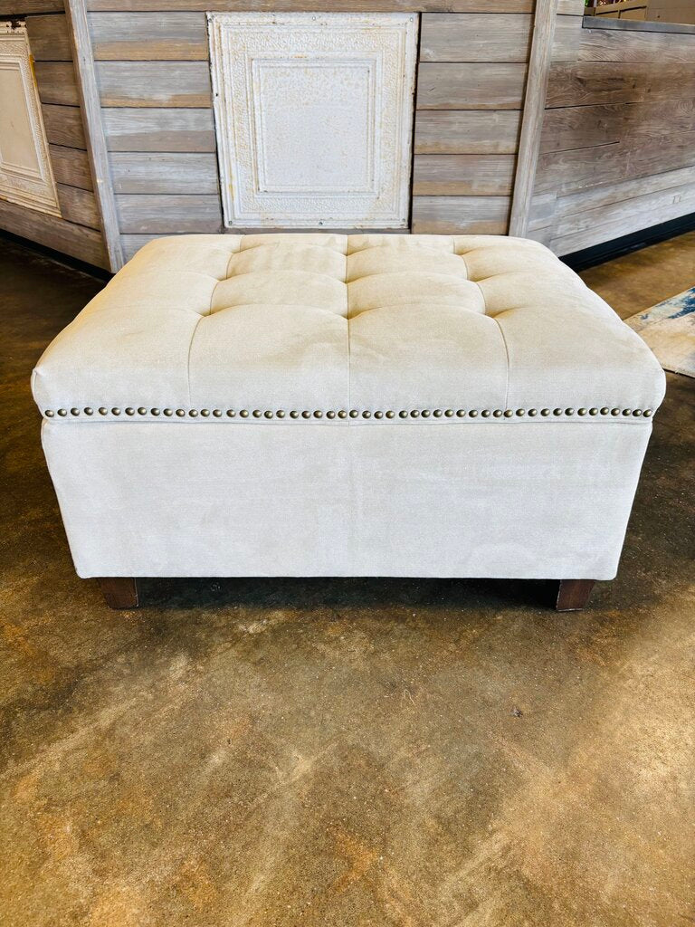 Tufted Upholstered Ottoman