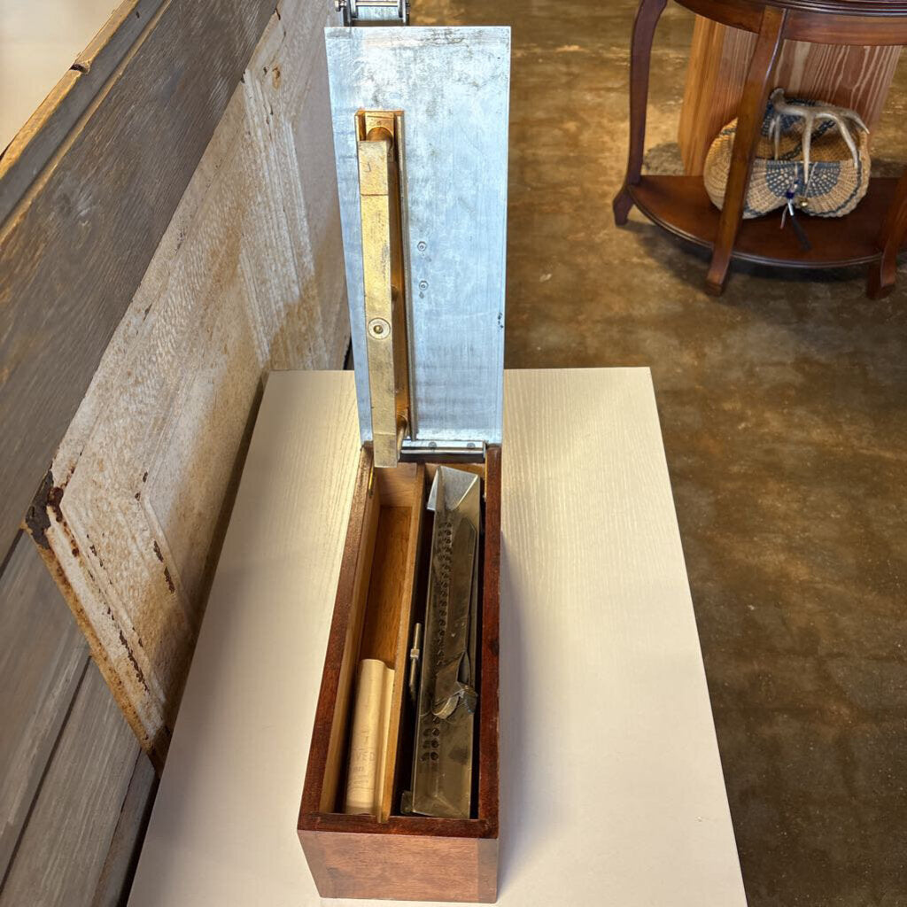 Vintage S & D Capsule Filler