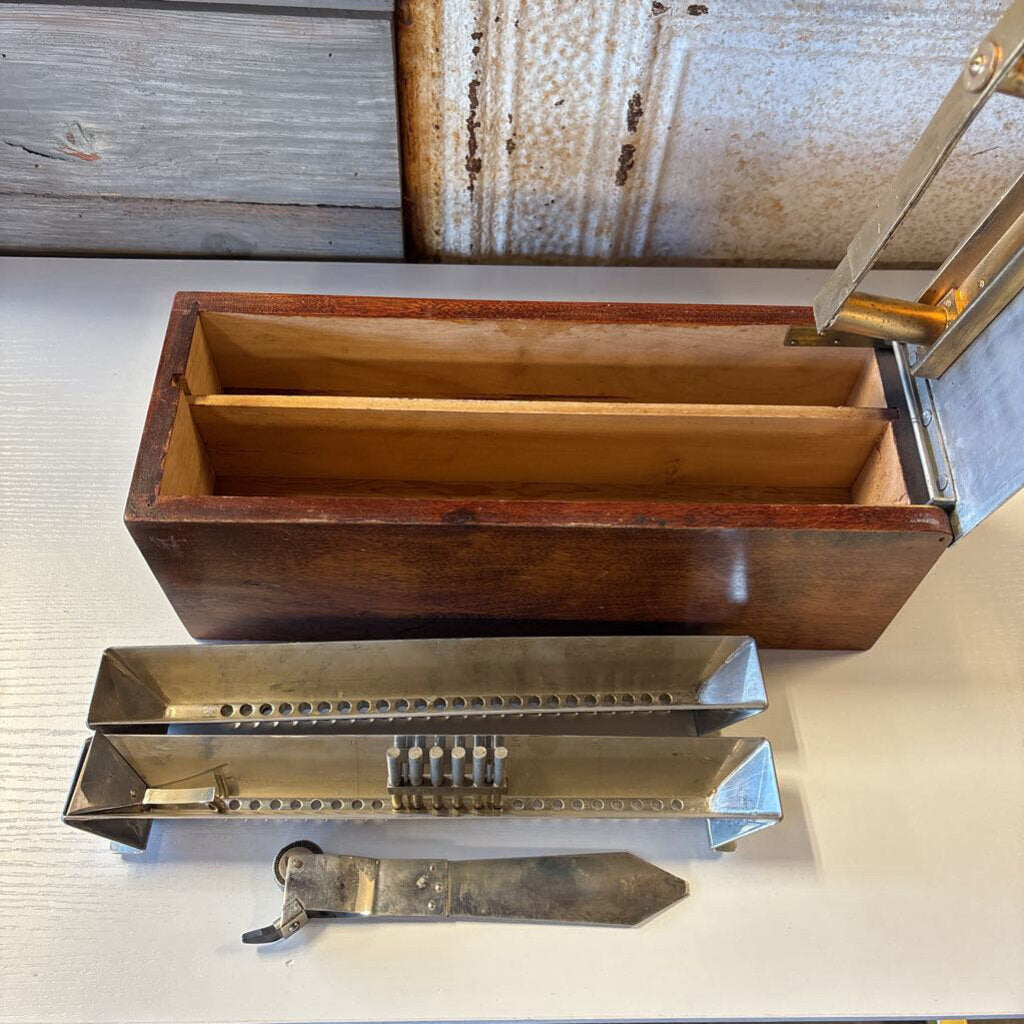 Vintage S & D Capsule Filler