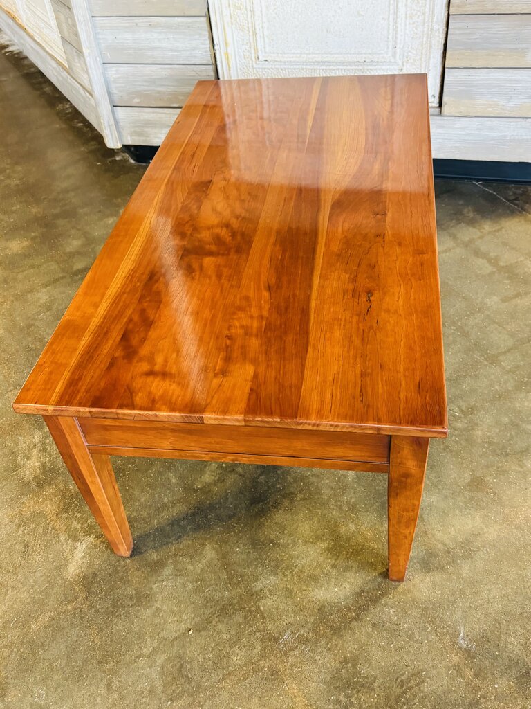 Coffee Table with Drawer 41.75 X 21.25 X 16