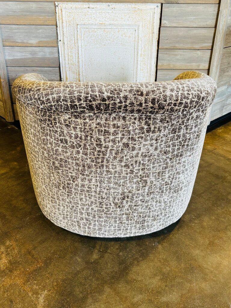 Barrel Upholstered Swivel Chair