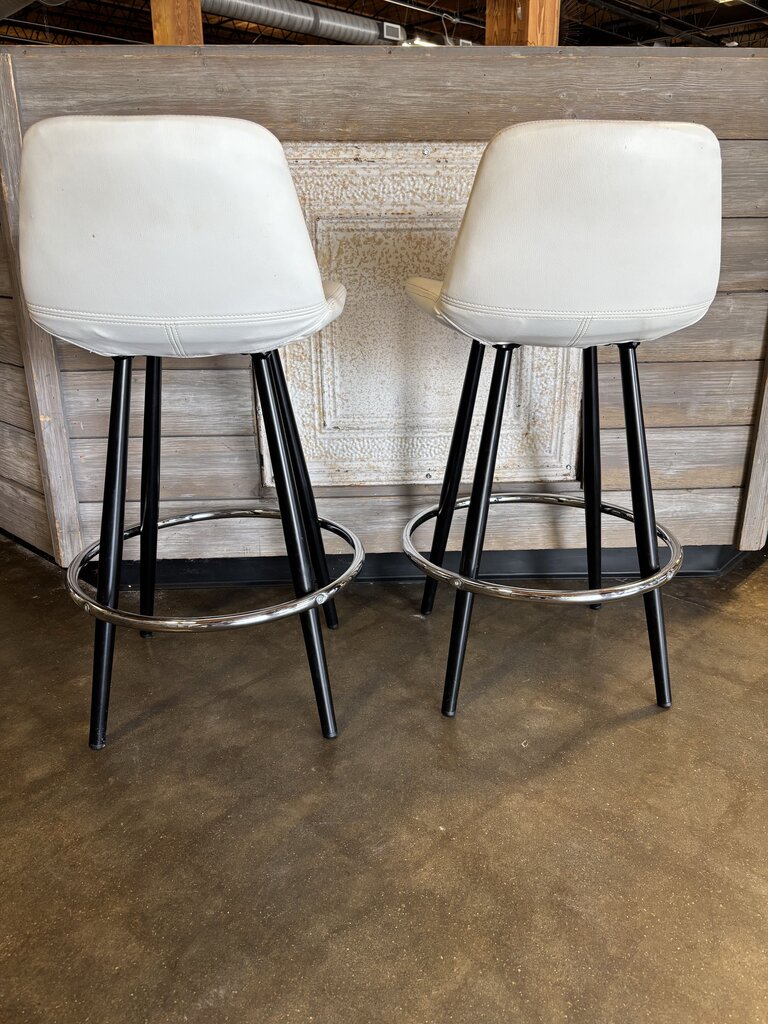 Set 2 Metal & Vinyl Counter Stools