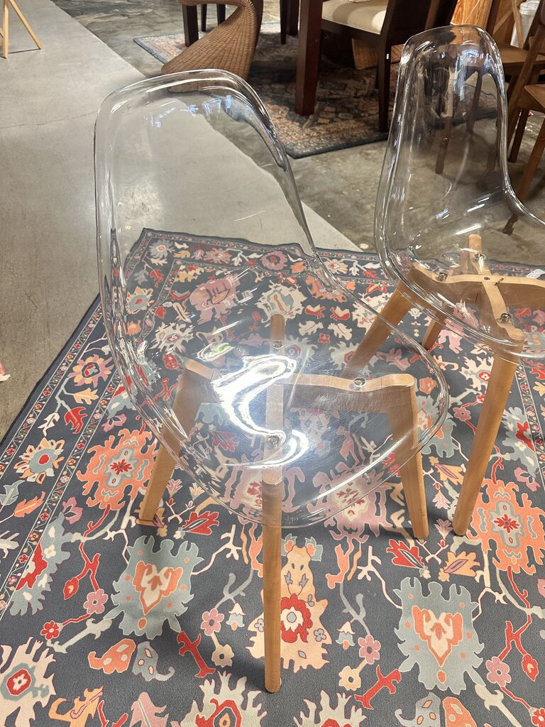 Mod Ghost Chair