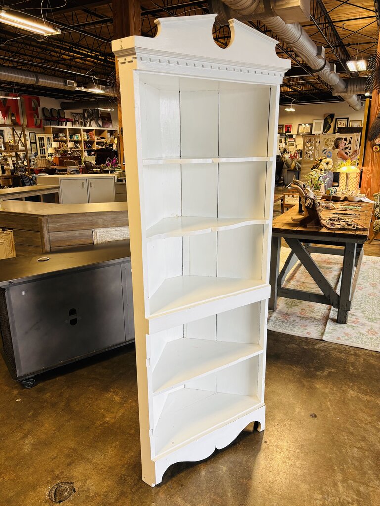 Painted Corner Cabinet 31.5 X 17.5 X 77