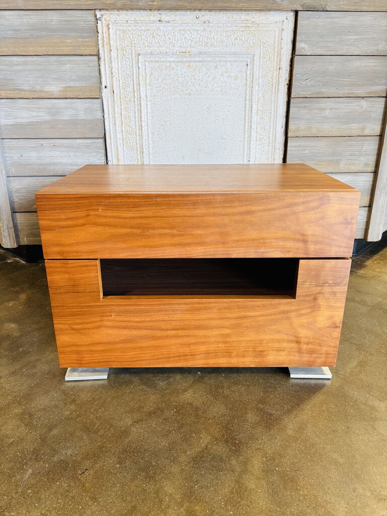 2 Drawer Nightstand 23.5 X 15.5 X 16.5