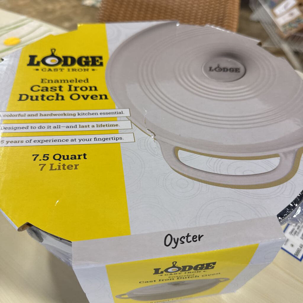 Cast Iron 7.5 Quart Dutch Oven