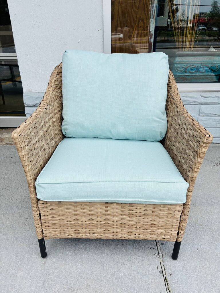 Park Pointe 4 Piece Wicker Patio Set with Cushionas