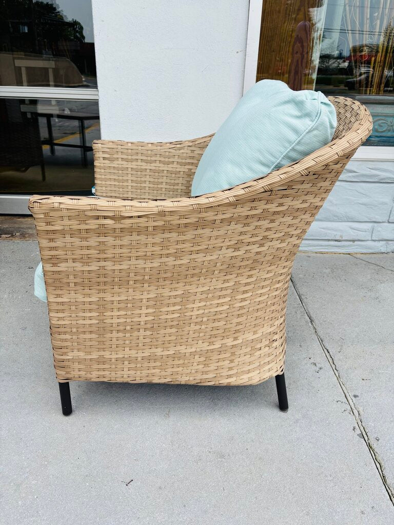 Park Pointe 4 Piece Wicker Patio Set with Cushionas