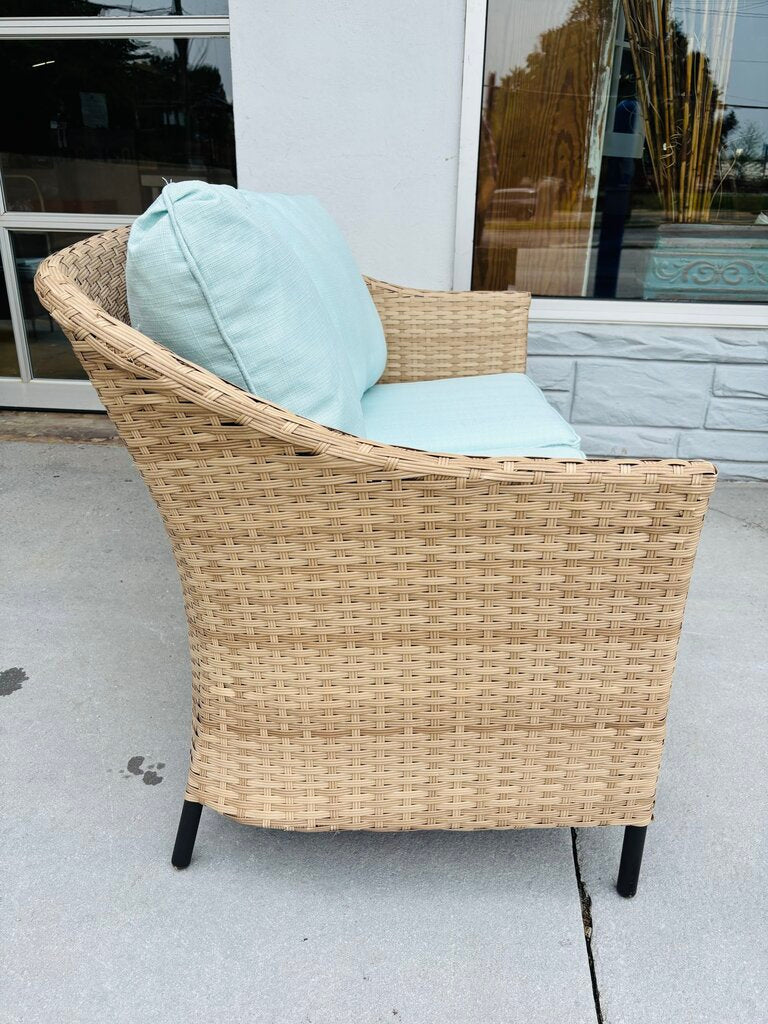 Park Pointe 4 Piece Wicker Patio Set with Cushionas