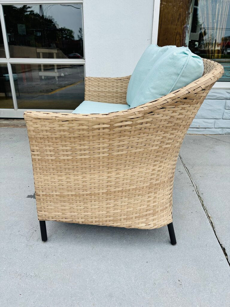 Park Pointe 4 Piece Wicker Patio Set with Cushionas