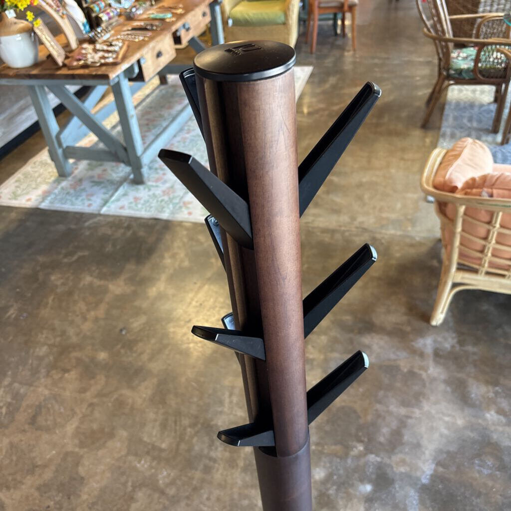 Flapper Coat Rack