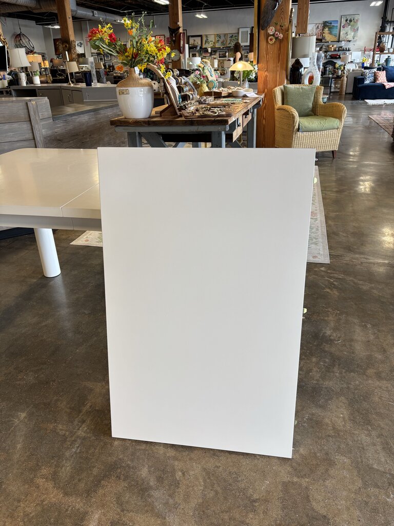 Hazel Table with Leaf