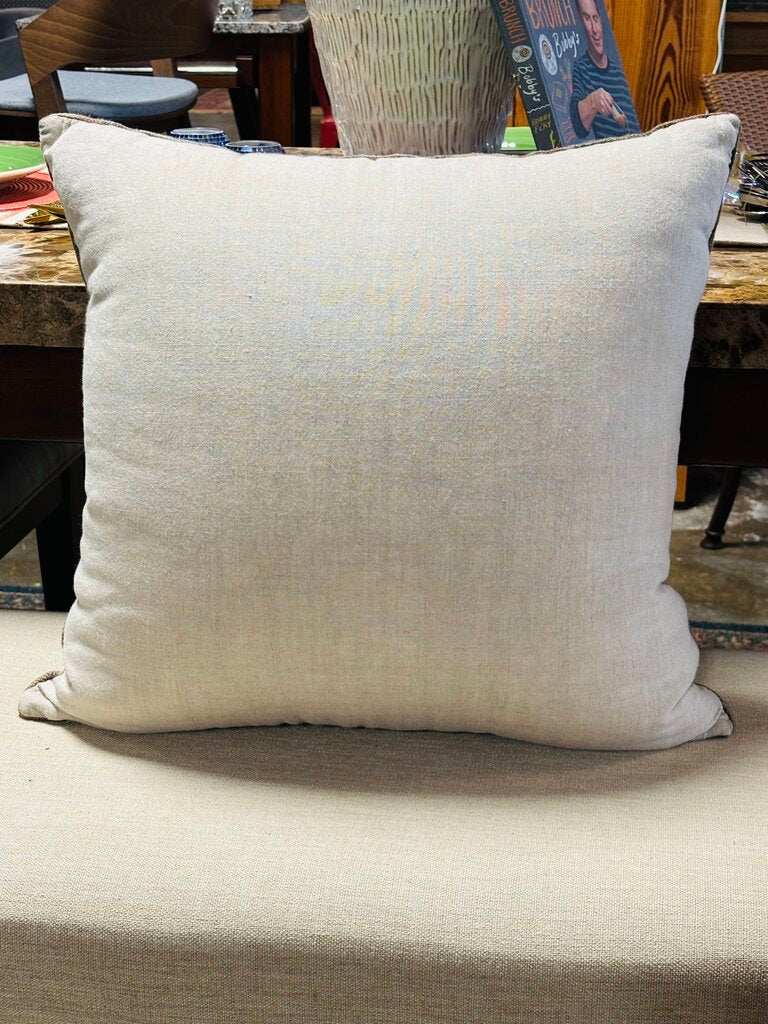 Pillow & Insert Zippered Navin
