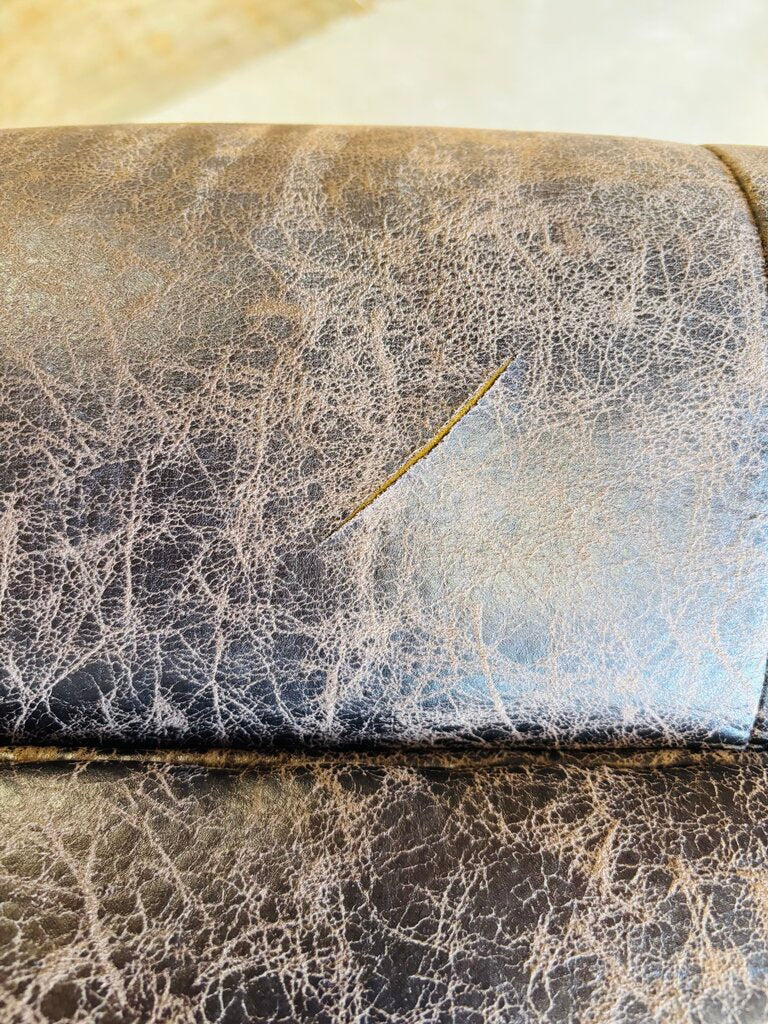 Distressed Leather Tufted Nailhead Ottoman 38 X 38