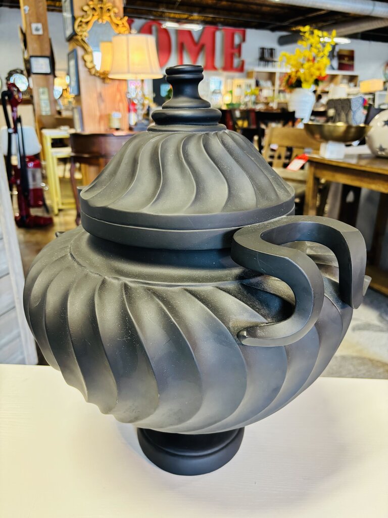 Miles Redd Scalloped Urn