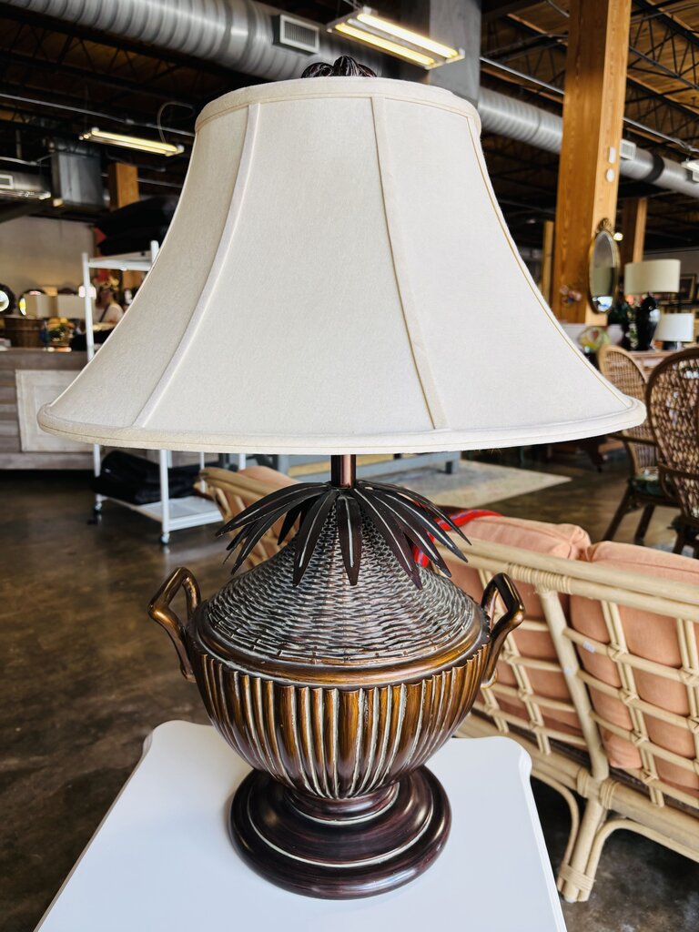 Metal Urn Base Lamp