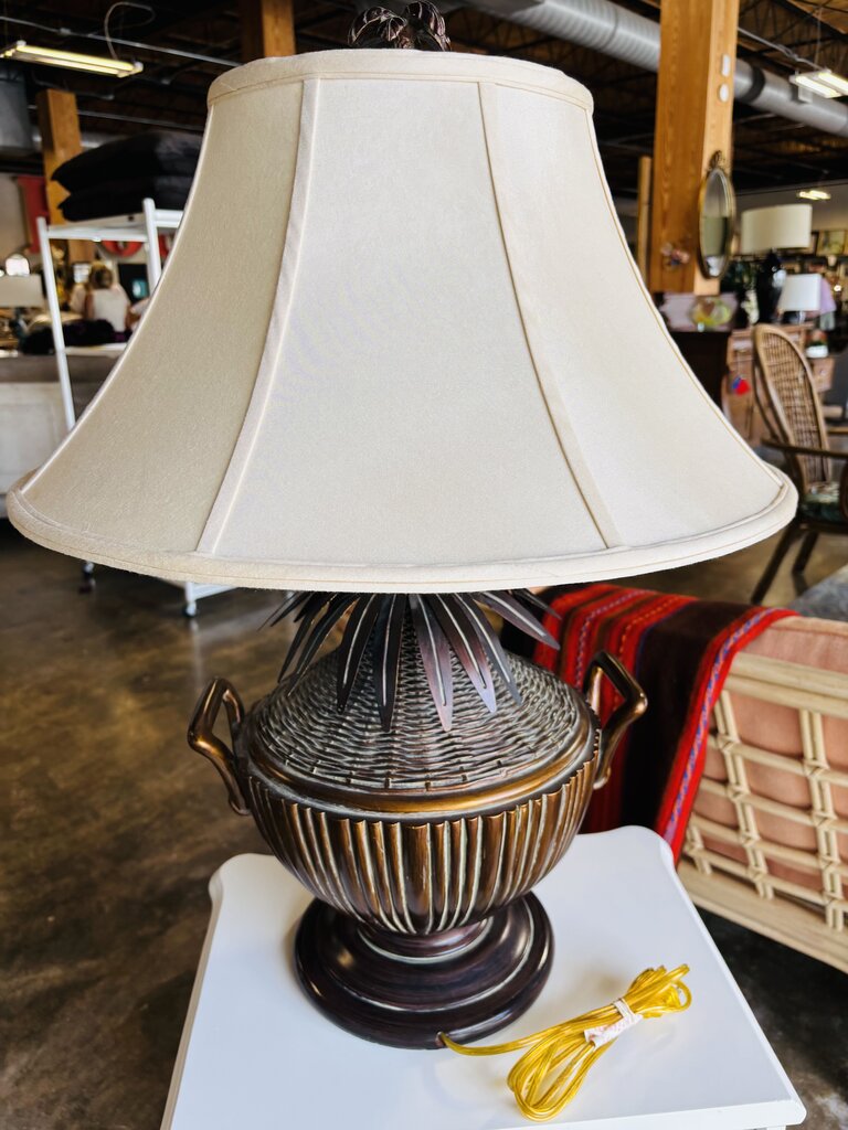 Metal Urn Base Lamp