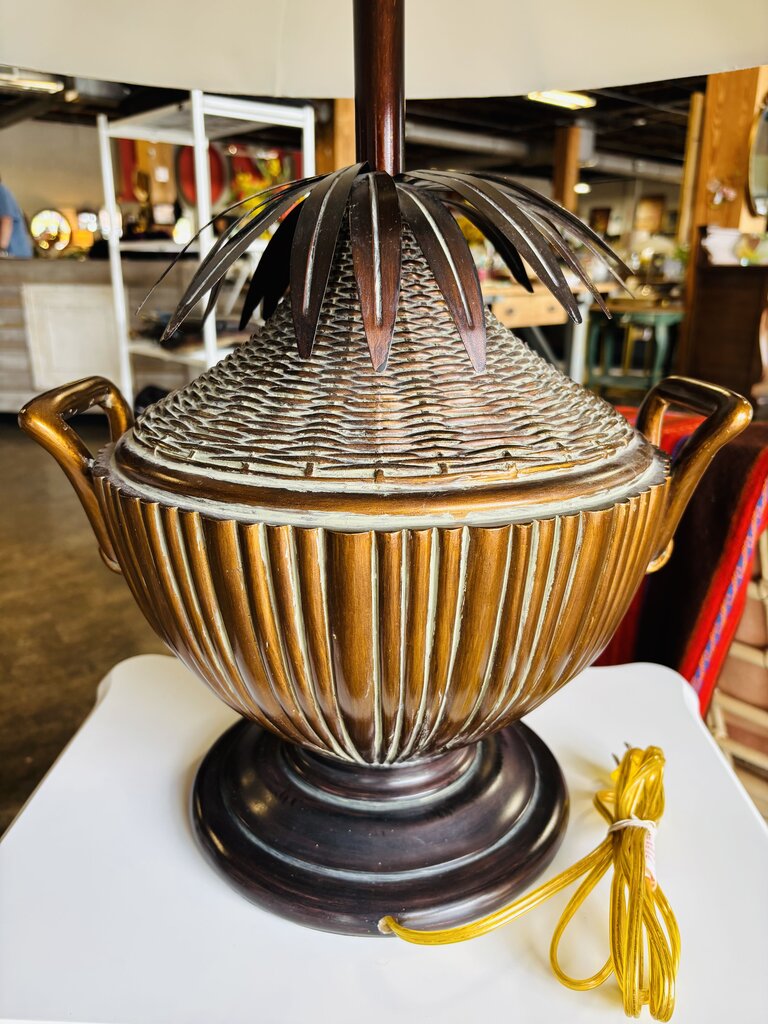 Metal Urn Base Lamp