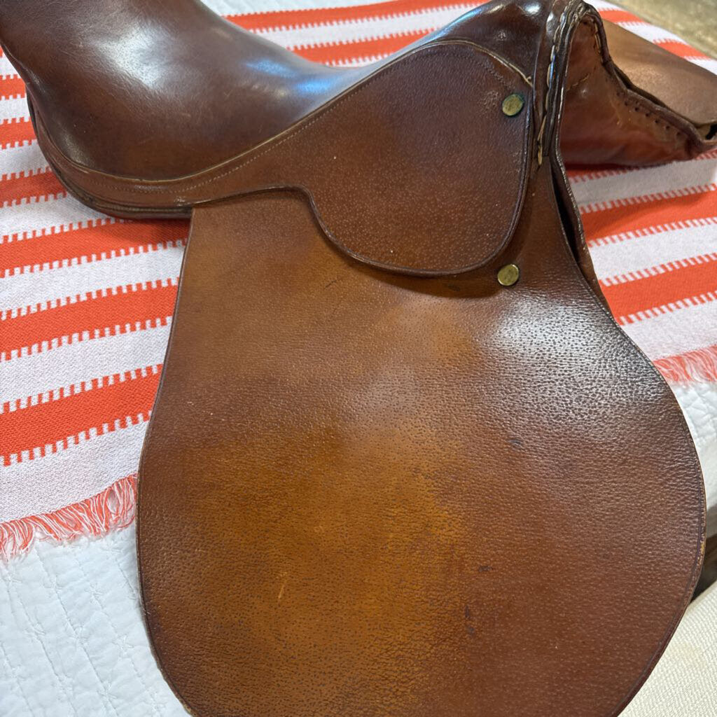 Vintage English Jumping Saddle