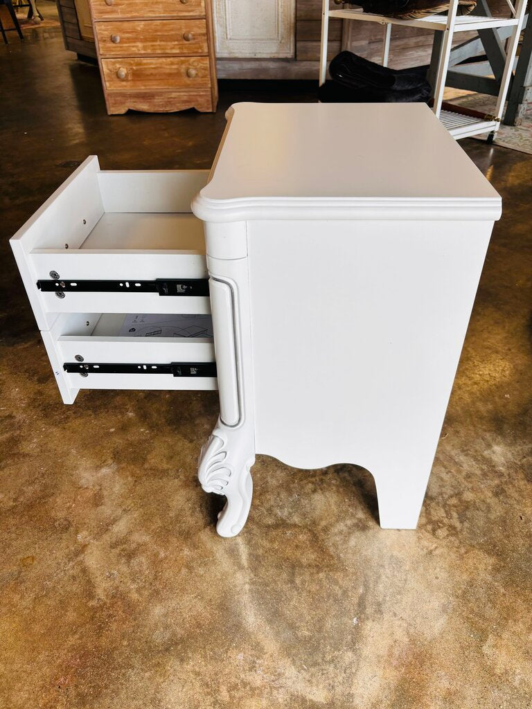 2 Drawer Nightstand 23 x 16 x 25.5
