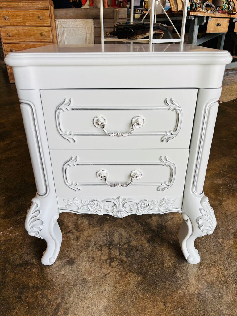 2 Drawer Nightstand 23 x 16 x 25.5