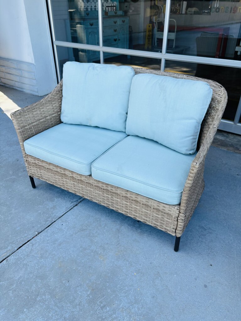 Park Pointe 4 Piece Wicker Set w/Cushions