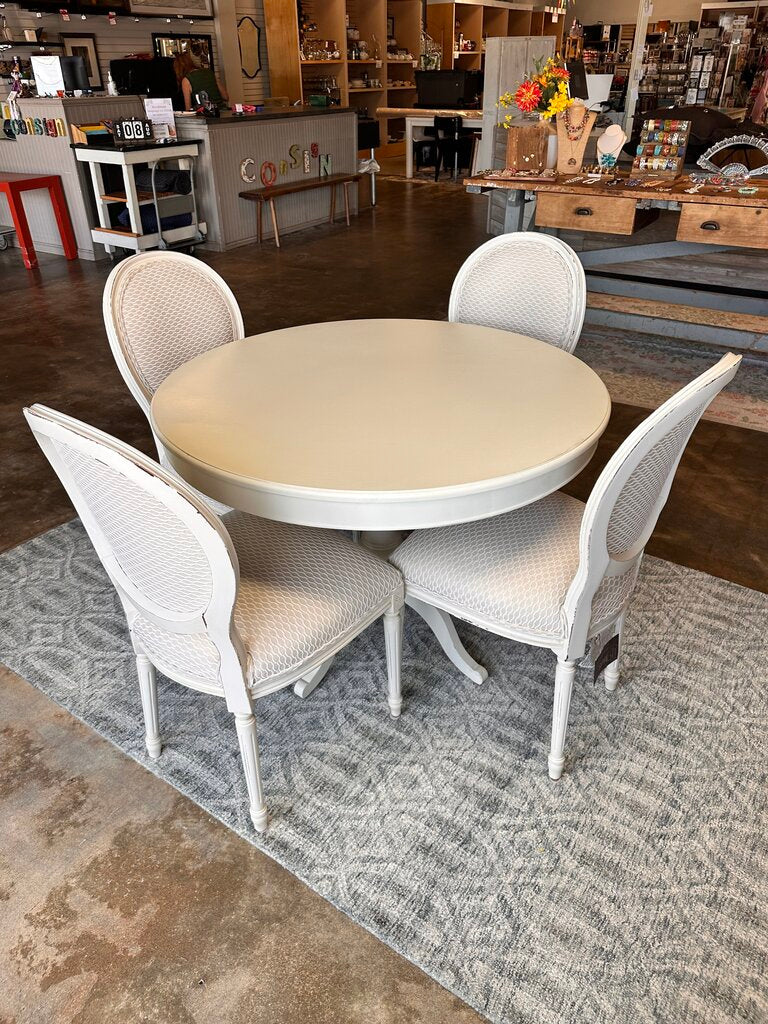 Round 42" Dining Table and 4 Chairs