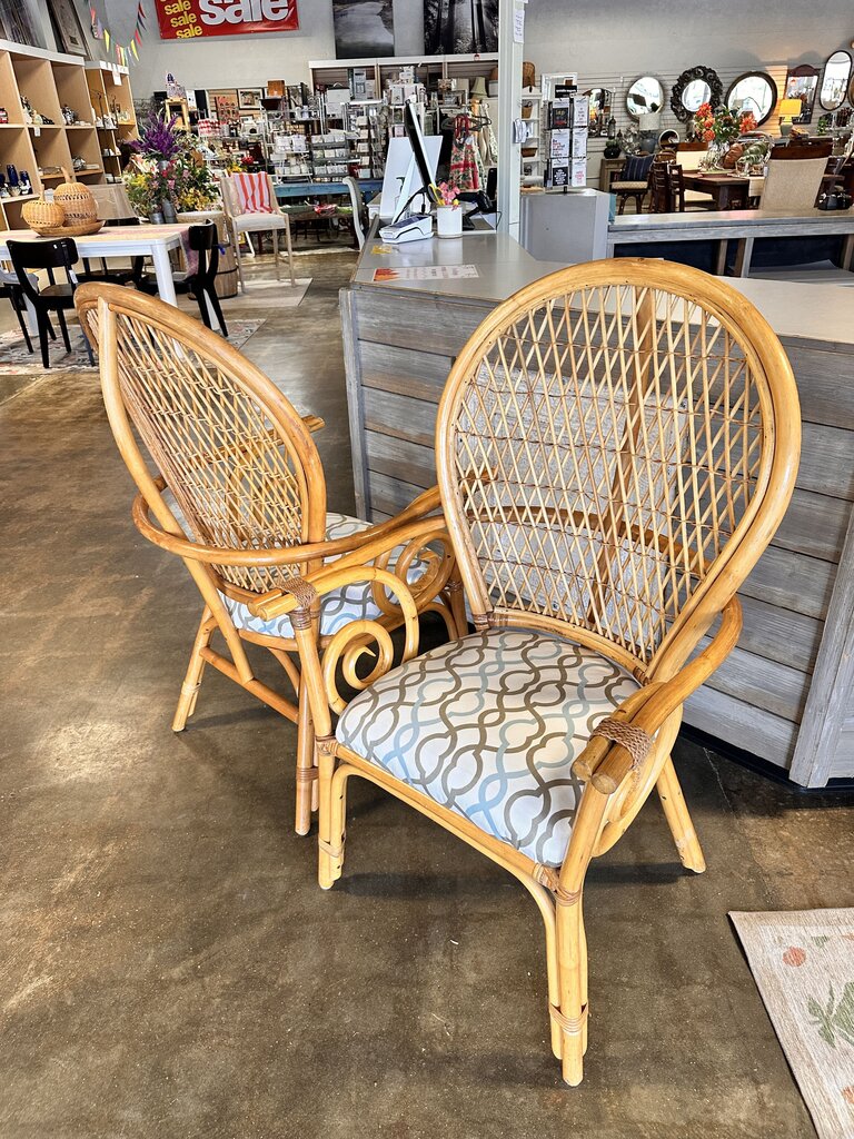 Set 2 Vintage Rattan Peacock Chairs