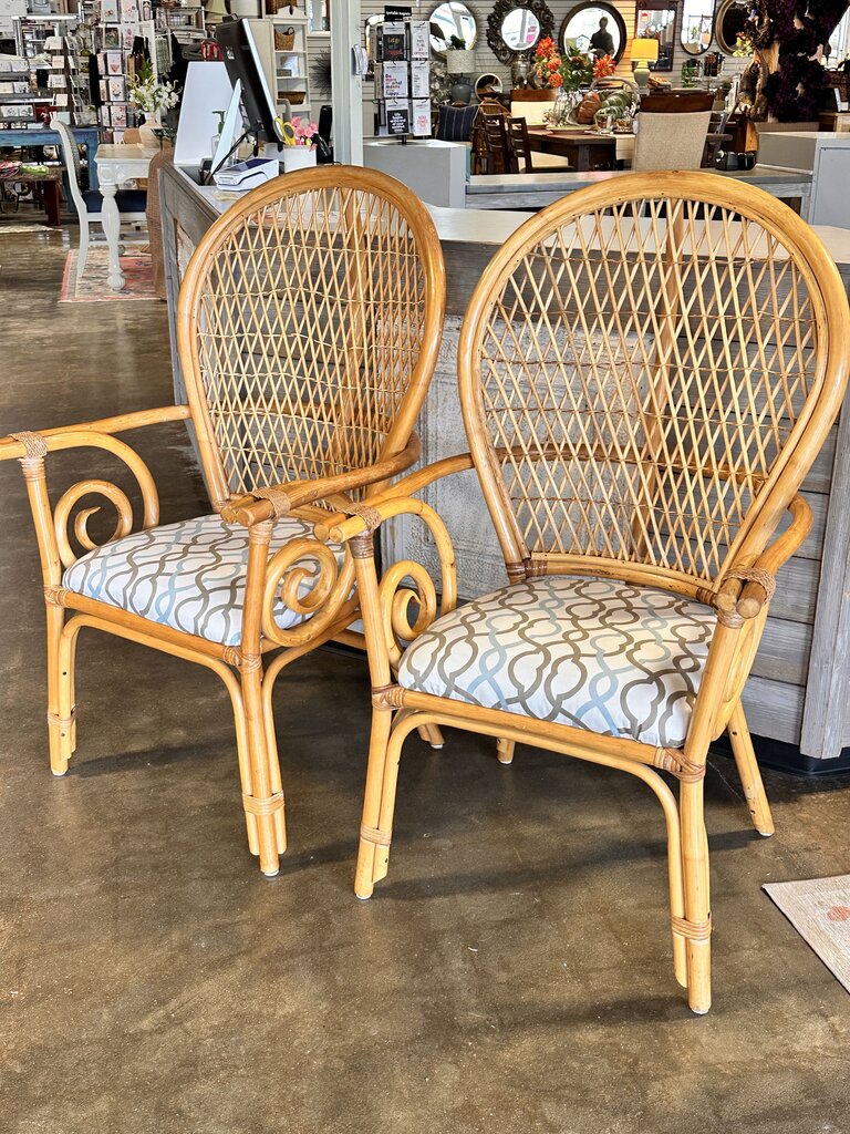 Set 2 Vintage Rattan Peacock Chairs