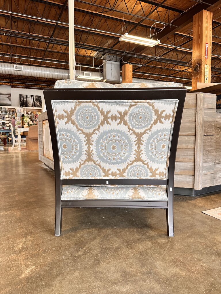 Upholstered Large Club Chair