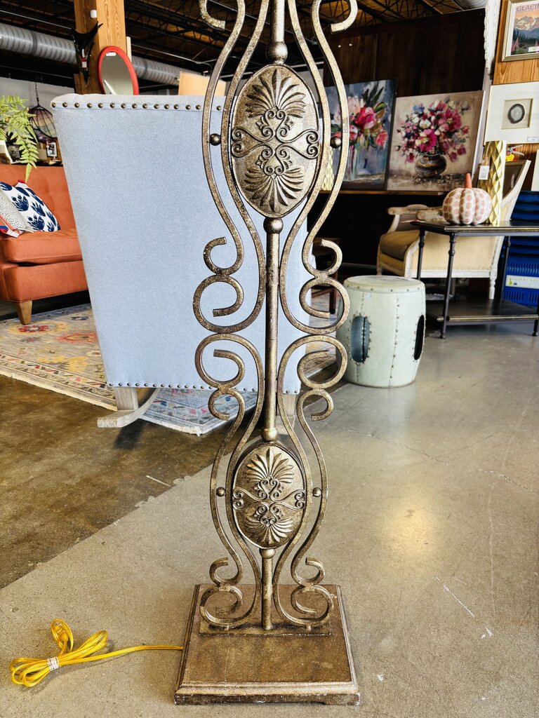 Wrought Iron Scroll/Medallions Floor Lamp