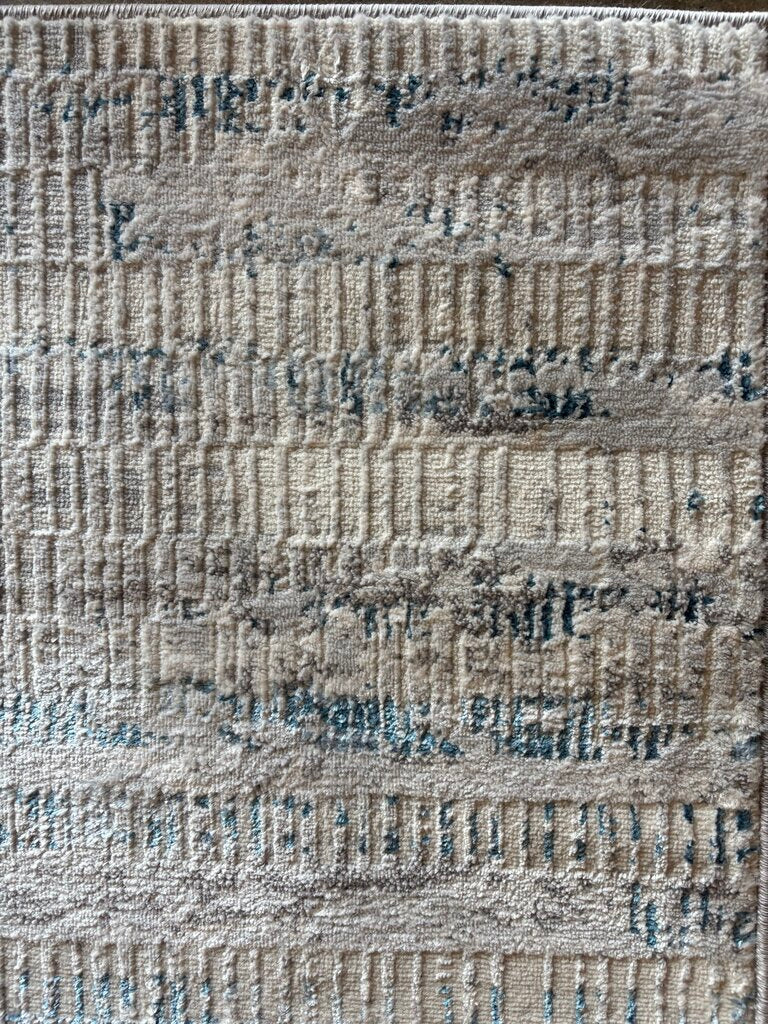 Lustro 5.3 X 7 Rug