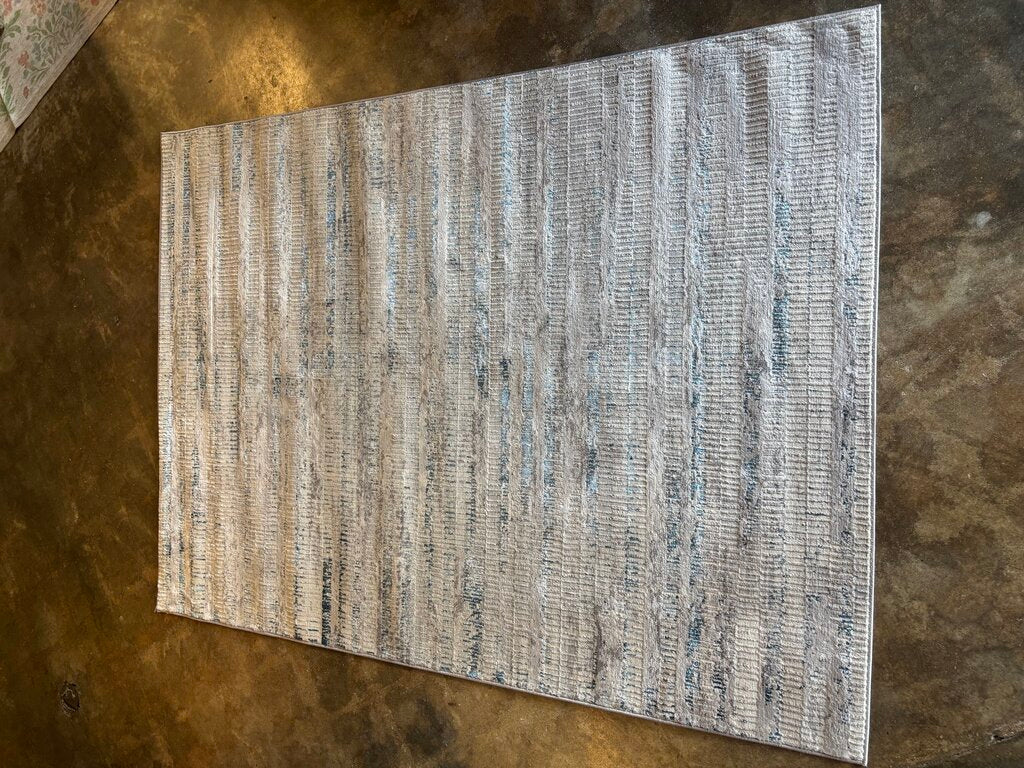 Lustro 5.3 X 7 Rug