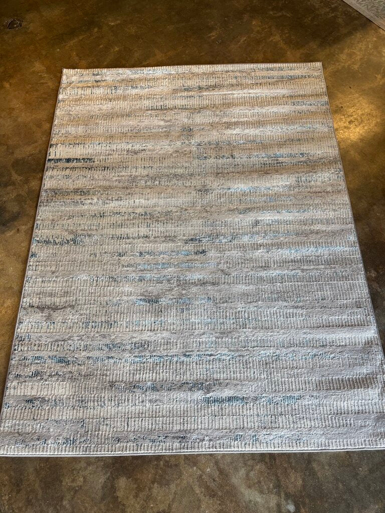 Lustro 5.3 X 7 Rug