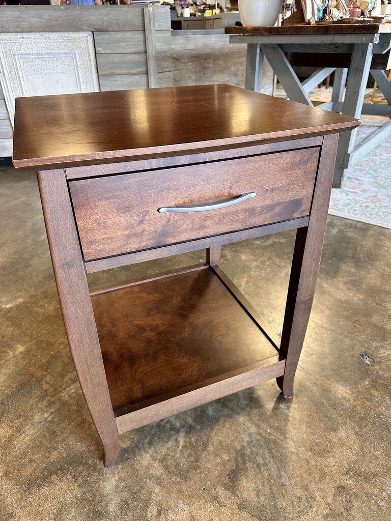 One Drawer Nightstand 21 X 21 X 28