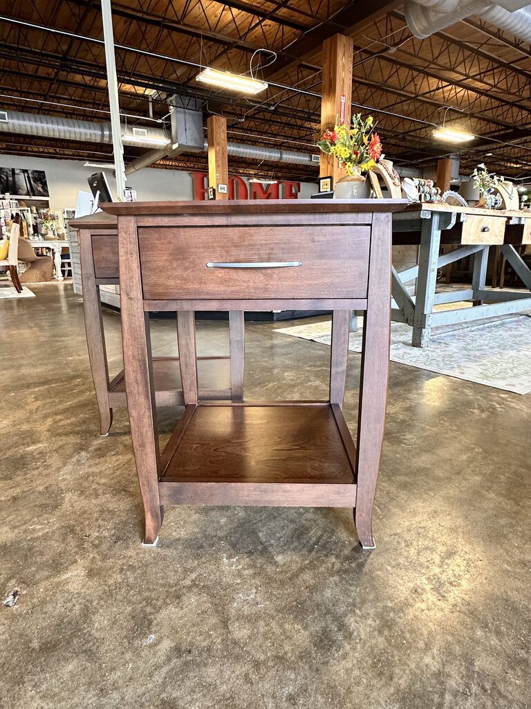 One Drawer Nightstand 21 X 21 X 28